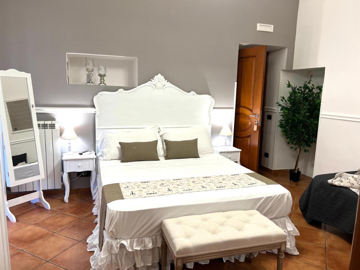 Miluar - Centro Storico - Lungo La Via Della Musica Bed & Breakfast Naples Exterior photo